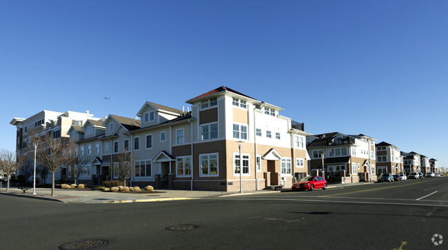 Building Photo - Wesley Grove