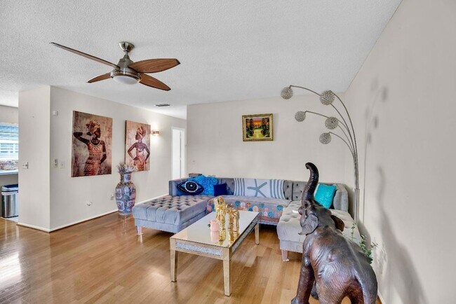 Foto del edificio - 2 Vista Gardens Trail Unit 202