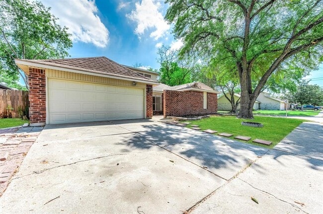Building Photo - 11602 Inga Ln