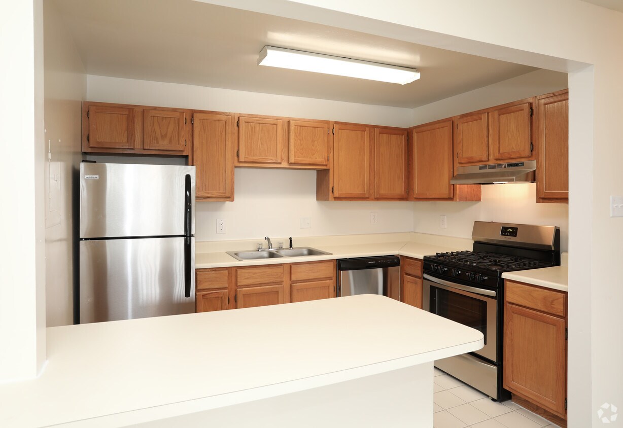 Shenandoah Station Apartments Triangle, VA