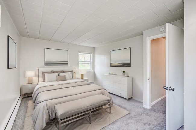 Dormitorio - Hillside Pointe Apartments