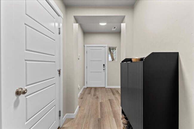 Foto del edificio - Single level 4bd/2ba/3 car garage Home in North Meridian