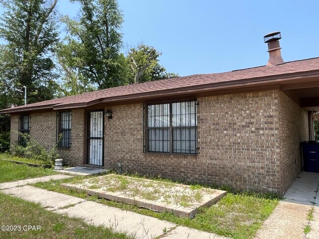 Building Photo - 321 N East Ave