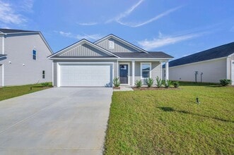 Building Photo - 6855 Beach Dr SW