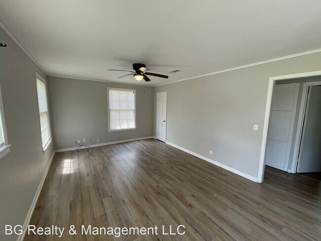 Foto del edificio - 2 br, 1 bath House - 1213 Virginia St.