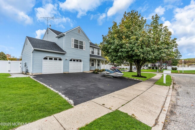 Foto del edificio - 922 Quincy Dr