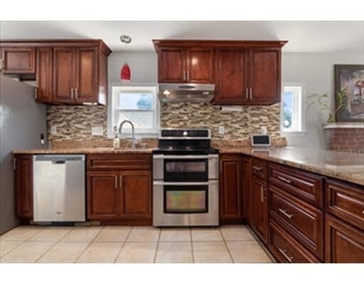 Building Photo - 34 Hillview Rd