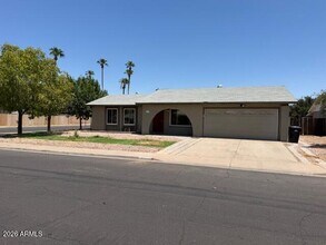 Building Photo - 3033 S Longmore