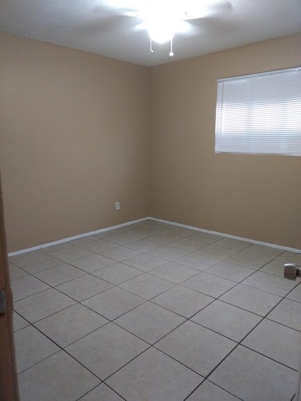 Foto del edificio - 3402 E Willetta St Unit 3402