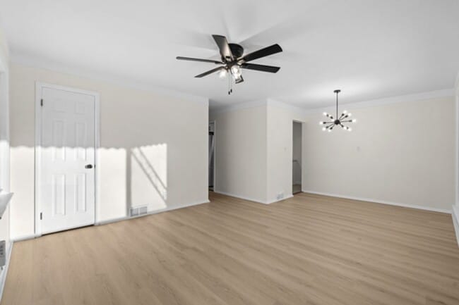 Foto del edificio - 28232 Edward St