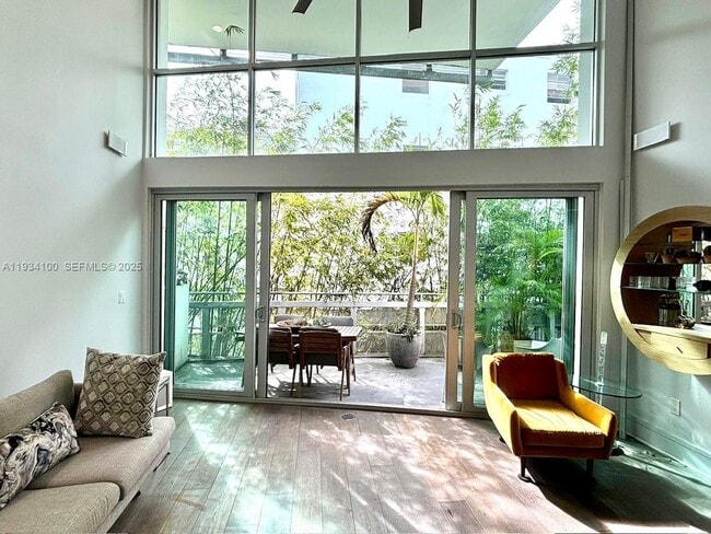 Foto del edificio - 221 Jefferson Ave