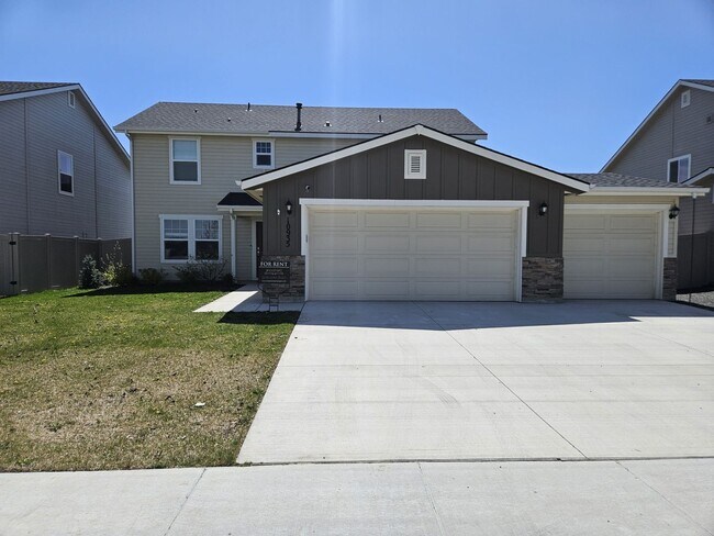 Foto del edificio - Welcome to this spacious 4 bedroom, 3 bathroom home located in Caldwell, ID.