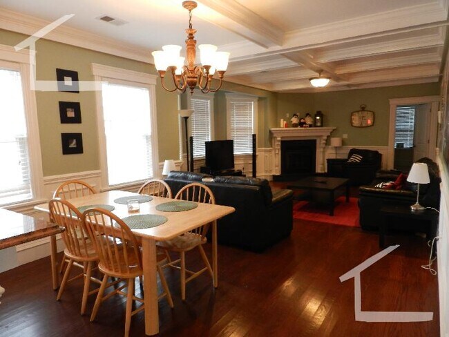 Foto del edificio - 127 Nonantum St