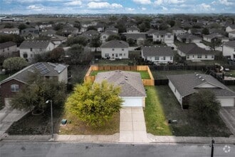 Building Photo - 2108 Boyer Dr
