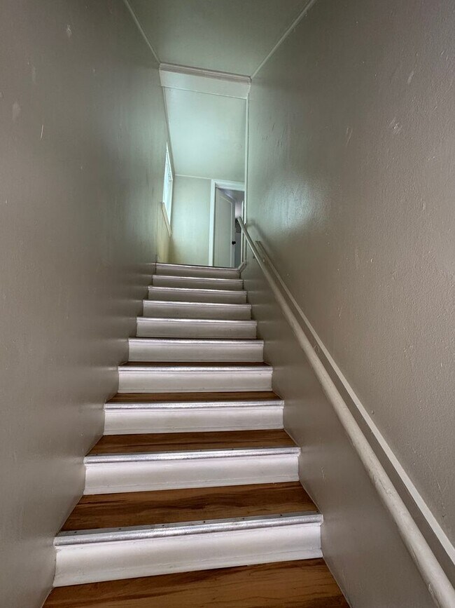 Foto del edificio - 2032 Acorn Ln