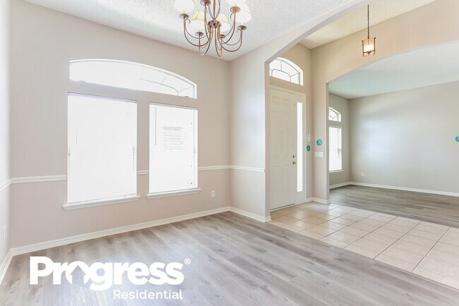 Foto del edificio - 10334 Planters Wood Dr