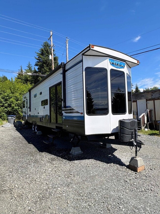 Building Photo - 11385 N Tongass Hwy