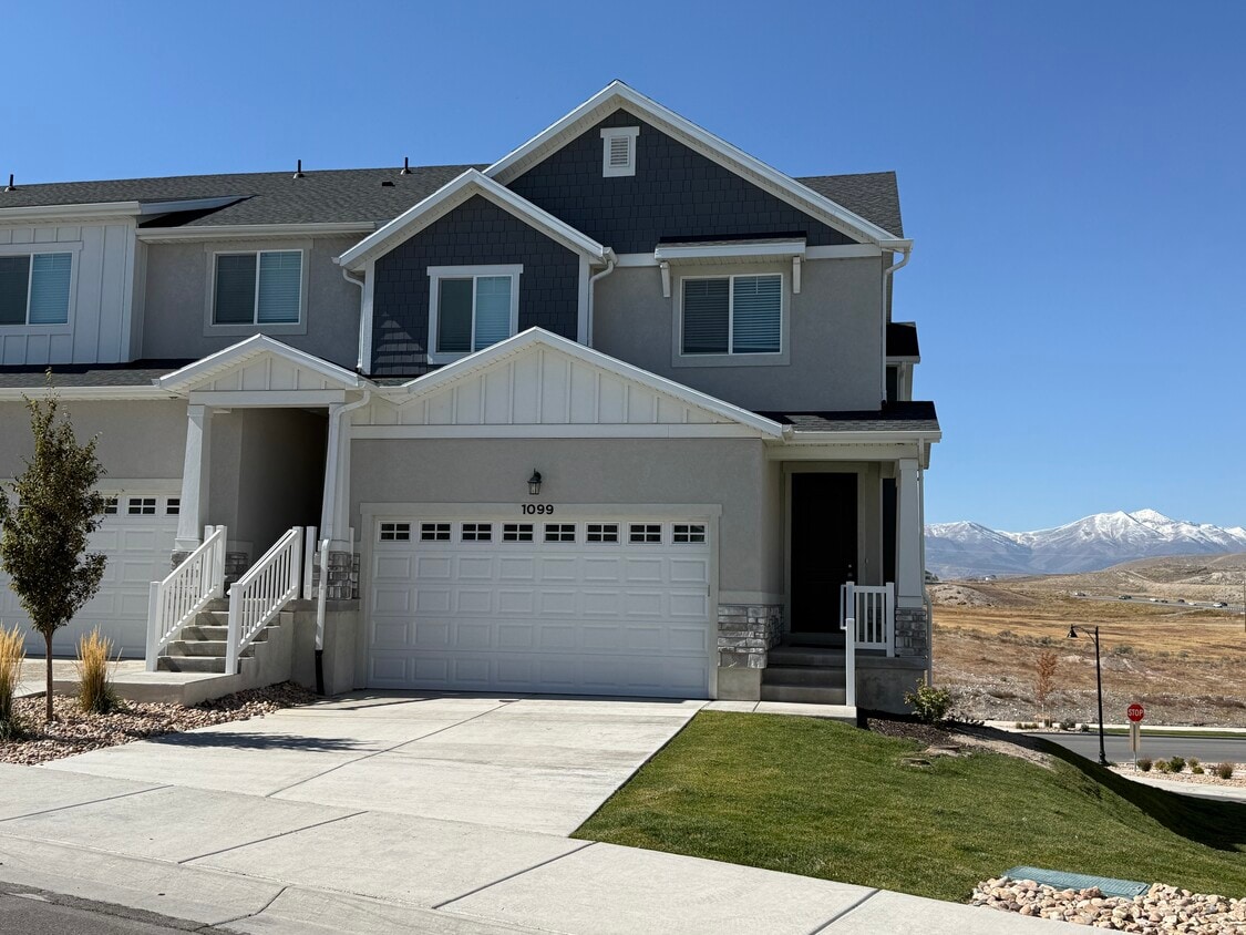 Foto principal - 1099 N Ledger Dr