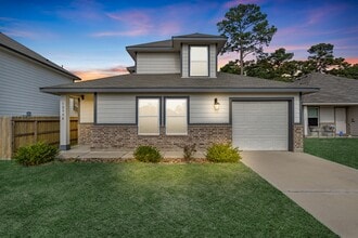 Building Photo - 12998 Sorrento Bay Dr