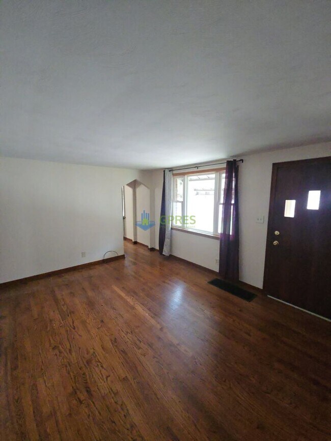 Foto del edificio - 3 bedroom house for rent in Blawnox