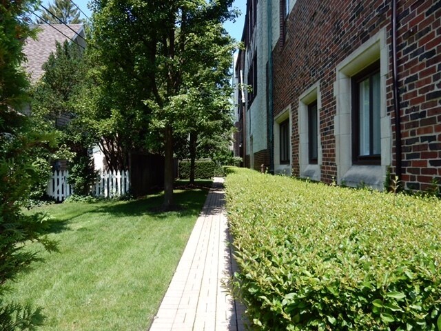 Foto del edificio - 1101 Merrill St