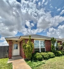 Building Photo - 4245 Sedona Trl