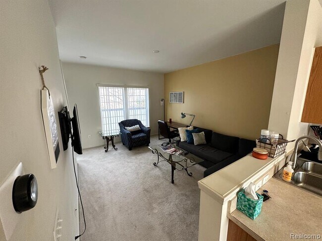 Foto del edificio - 44737 Gwinnett Loop