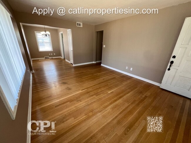 Building Photo - 946 21st Ave