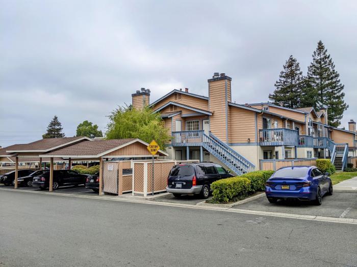 2 bedroom in Hercules CA 94547 Townhouse for Rent in Hercules, CA