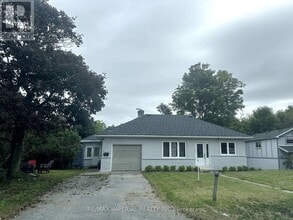 Building Photo - 1765 Appleview Rd