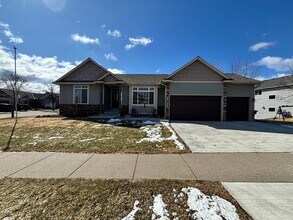 Building Photo - 6364 Bakken St