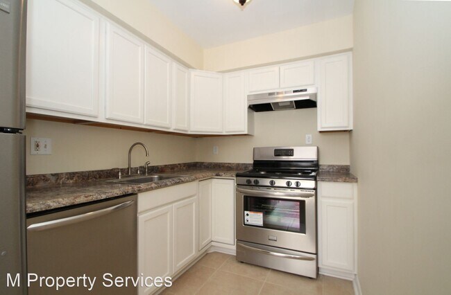 Building Photo - 3 br, 1.5 bath House - 256 Osborn St