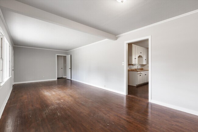 Foto del edificio - 5217 Deavers Ln