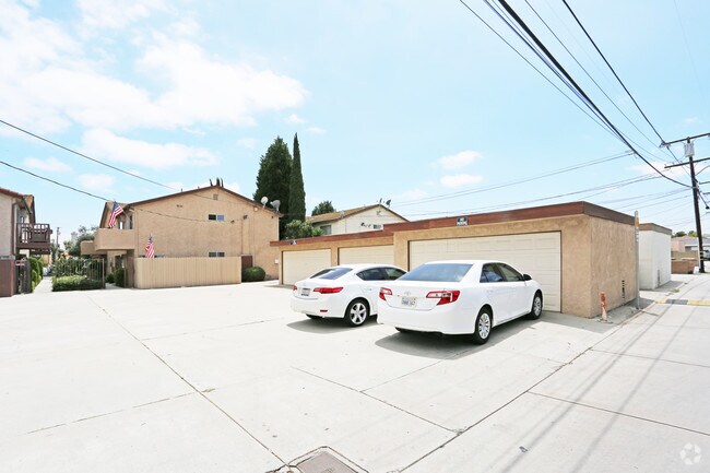 Foto del edificio - 4431 Green Ave