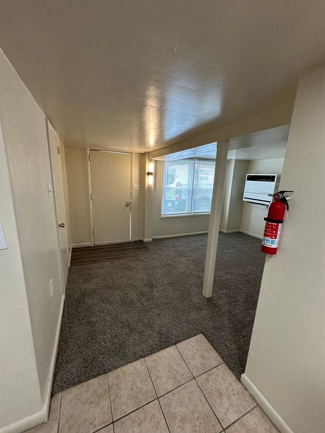 Building Photo - 3414 Walnut St