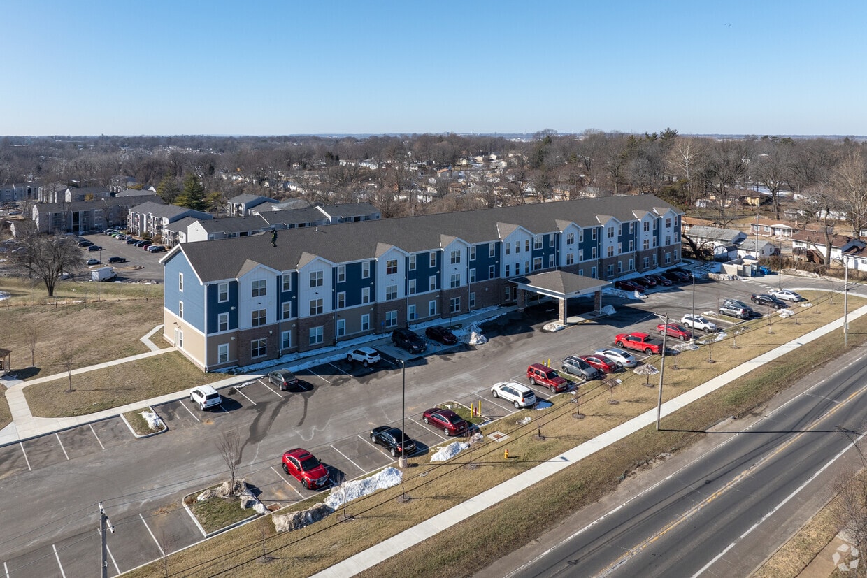 Aerial Photo - Elm Ridge Apartments