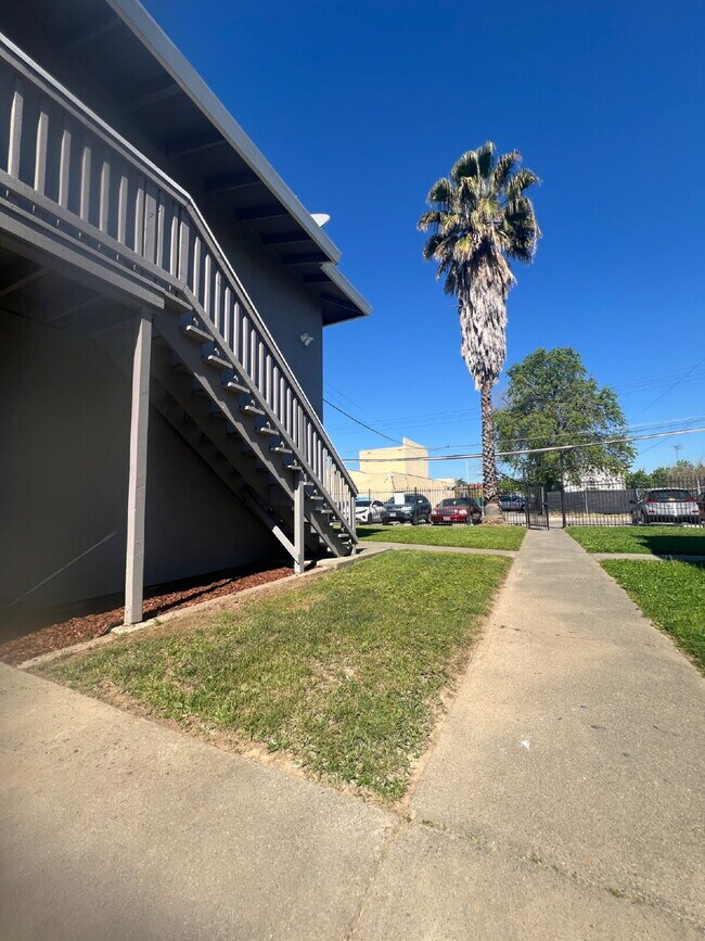 Foto del edificio - 2205 15th Ave