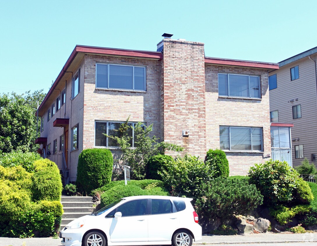 Building Photo - 24th Ave Apartments