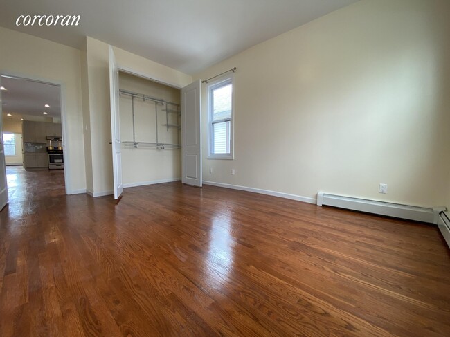 Building Photo - 2112 Ave Y