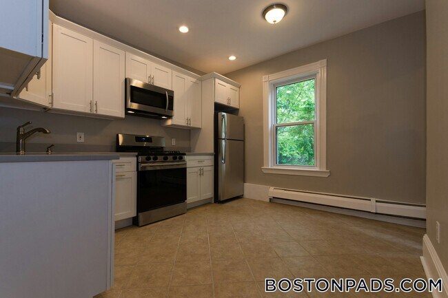 Foto del edificio - 22 Highland Ave