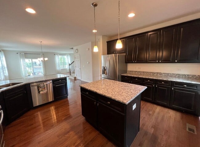Foto del edificio - 4014 Pompton Ct