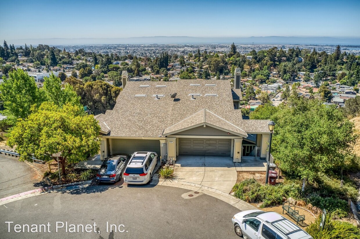 Primary Photo - 3 br, 3.5 bath House - 6401 Blue Rock Ct