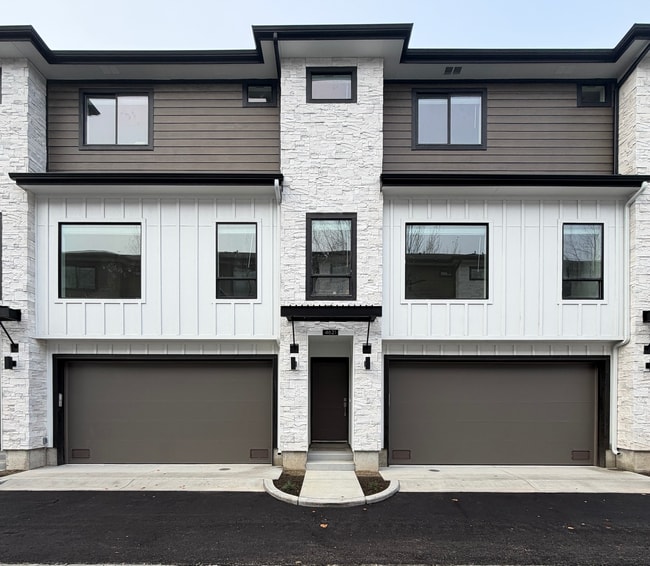 Foto del edificio - 4614 N Iota Ln