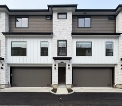 Building Photo - 4614 N Iota Ln