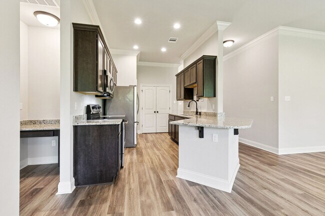 Foto del edificio - Modern Comfort Meets Cozy Charm in This 3-...