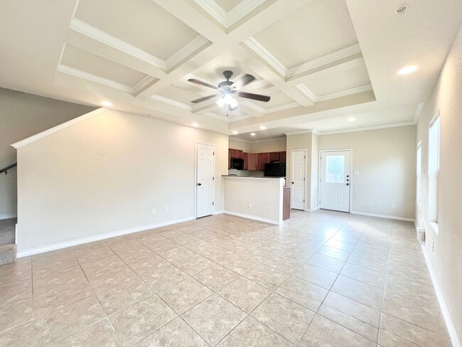 Building Photo - Lovely townhome | 3 bed/2.5 bath | End unit | near UT Medical Center/Lackland AFB/USAA!