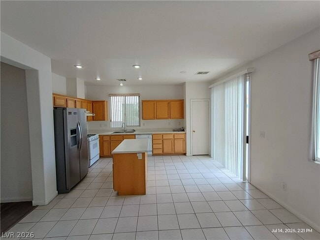 Foto del edificio - 8525 Titania Ct