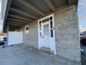 Building Photo - 6 Reese Ave