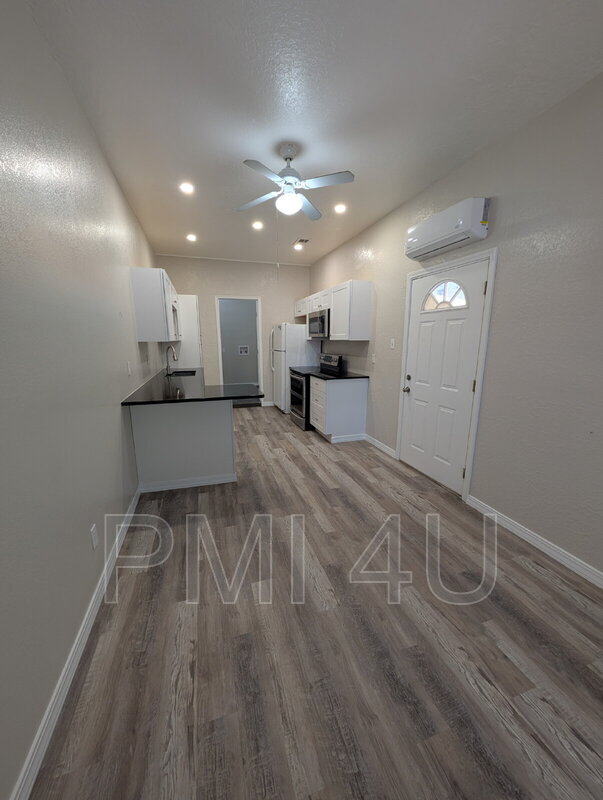Foto del edificio - 917 8th St SW