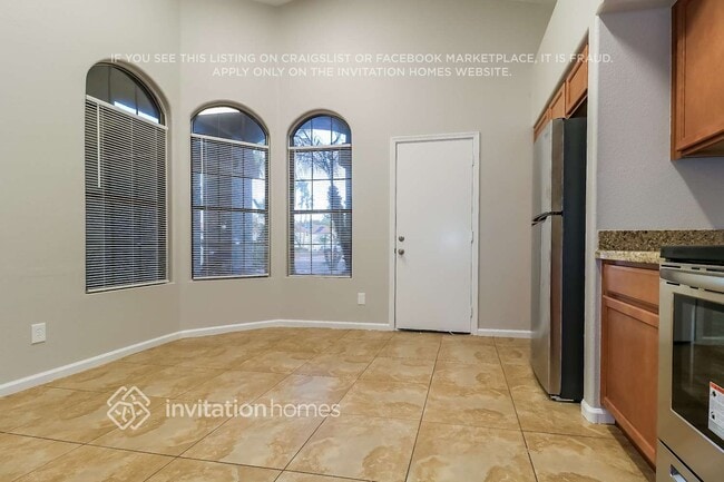 Foto del edificio - 19220 N 74th Dr